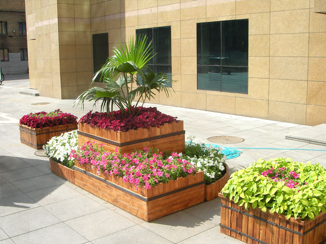 Flower box